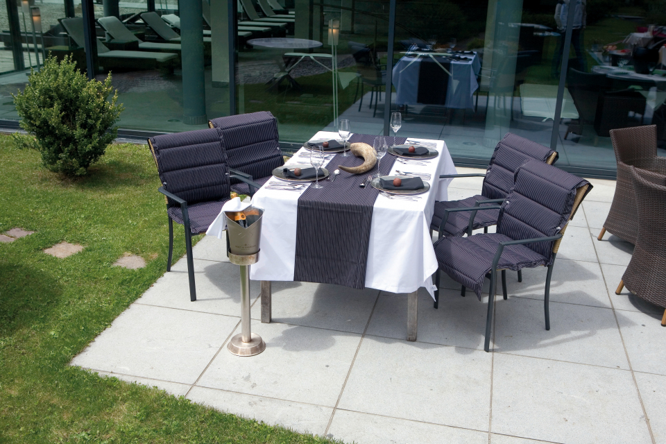 Tischläufer Arezzo Classic 45 x 130 cm - weiß